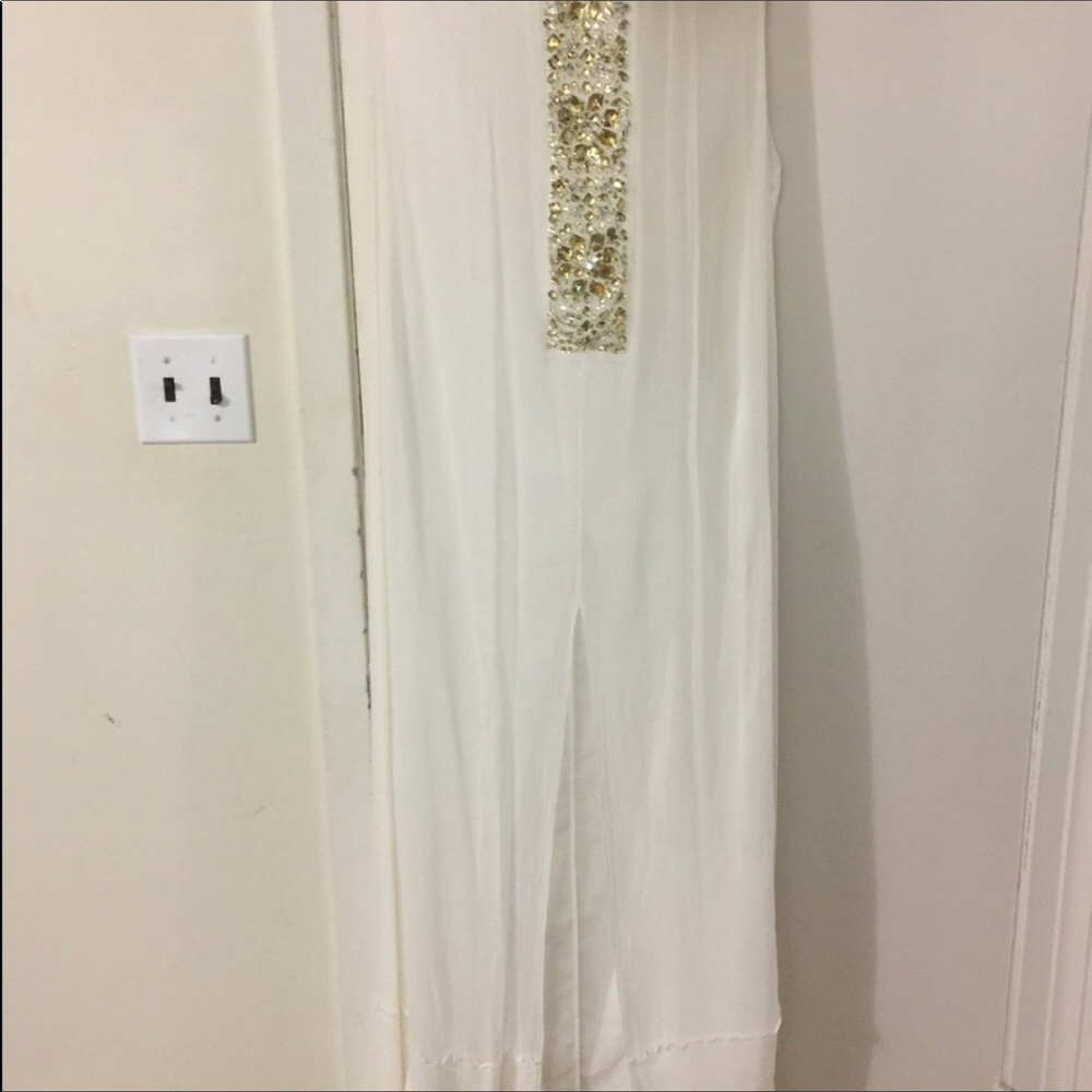 Bcbg maxazria maxi white dress/ gown